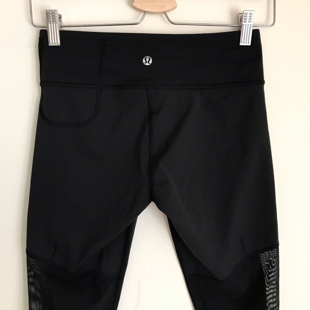 Lululemon Breathe Easy Crop Black Size 4 - Picture 7 of 8